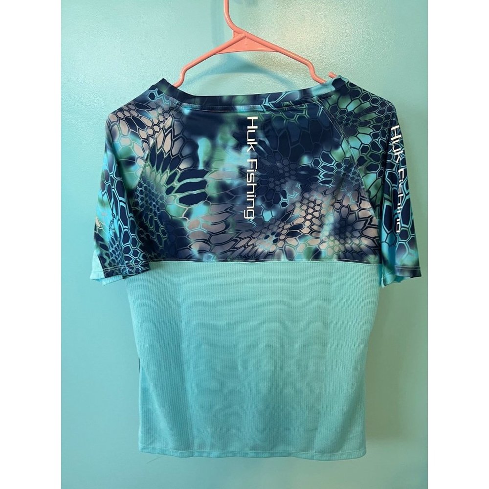 NWT HUK Performnace Outdoor Fishing Shirt Women Size Large Blue Short Sleeve - Picture 2 of 4